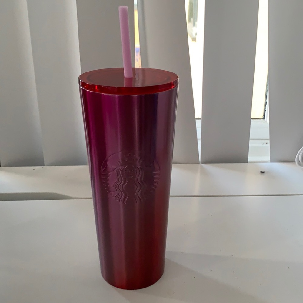 BNWT red holiday ss venti Starbucks tumbler